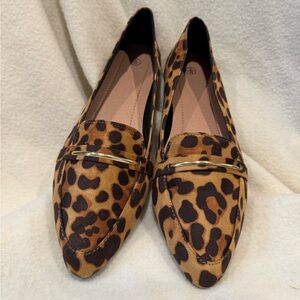 Leopard Print Loafers with Gold Accent